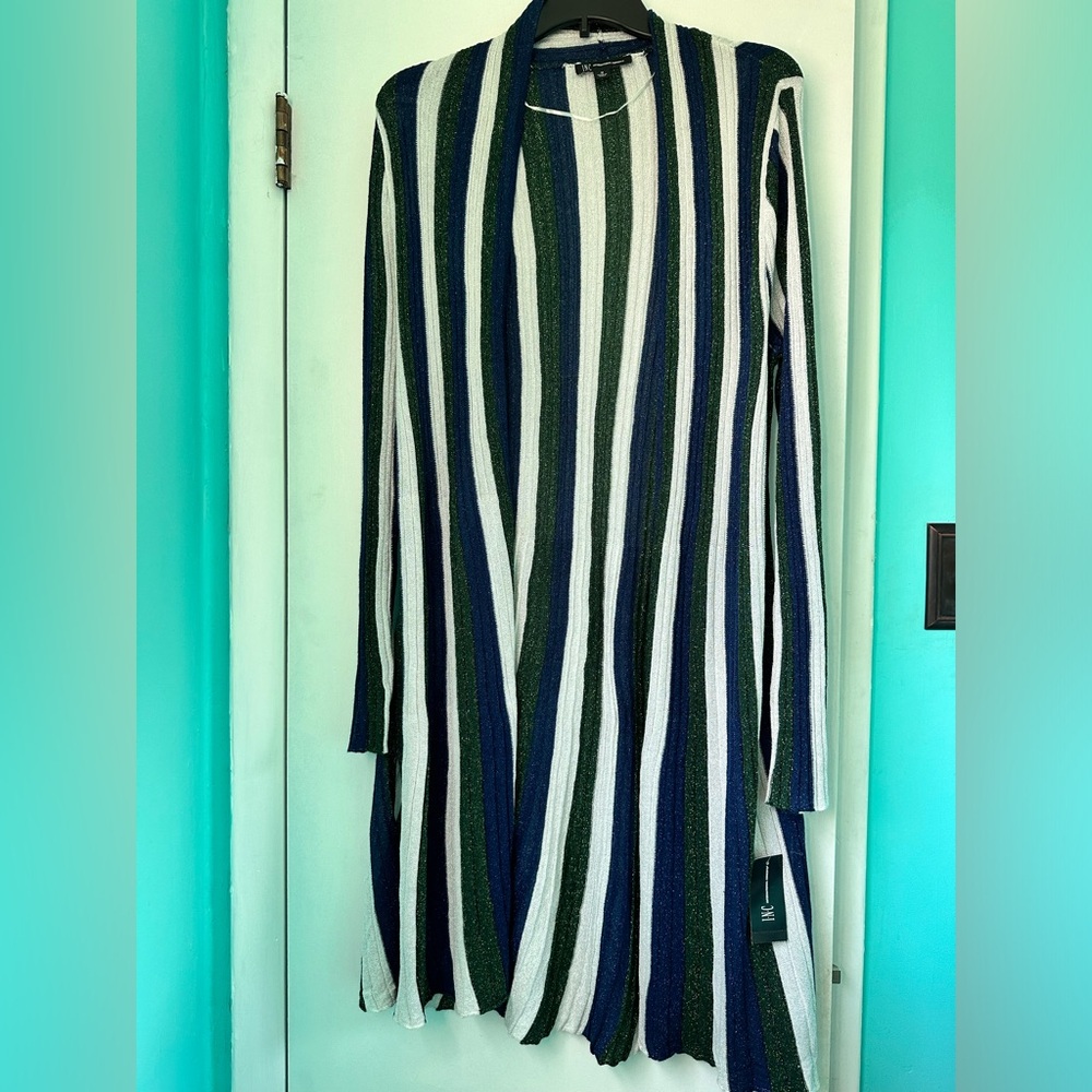 NWT shimmery blue, green, and white INC wide ribbed duster cardigan. Size M